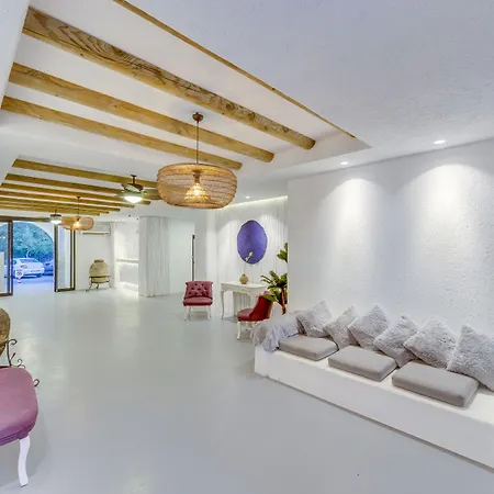 The Hello Hotel Gumbet