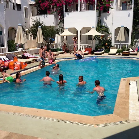 The Hello 3* Gümbet